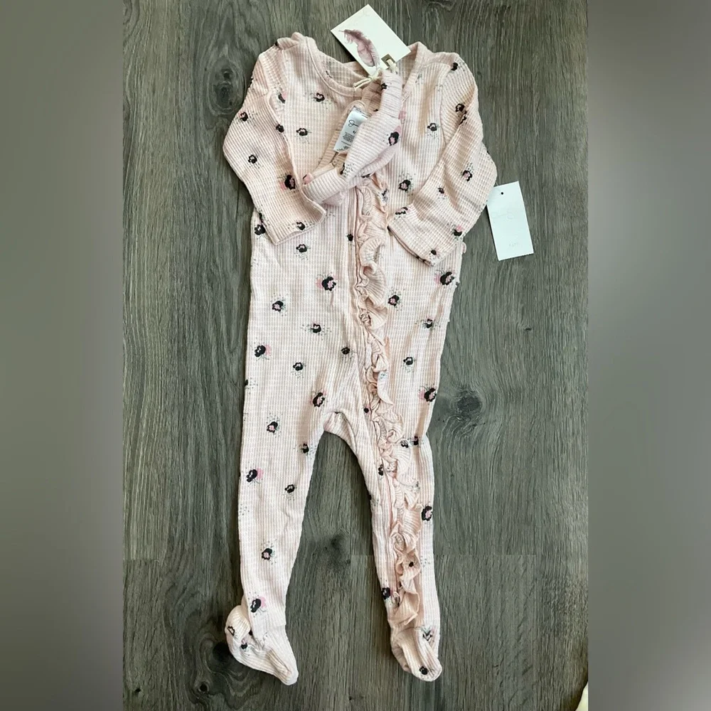 Baby Girl Bundle of Clothes & Accessories 3/6/12 Months